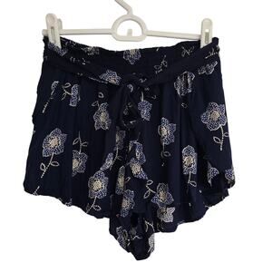 Women's Angie Navy Blue Floral Tie Front Culotte Shorts | Size Small